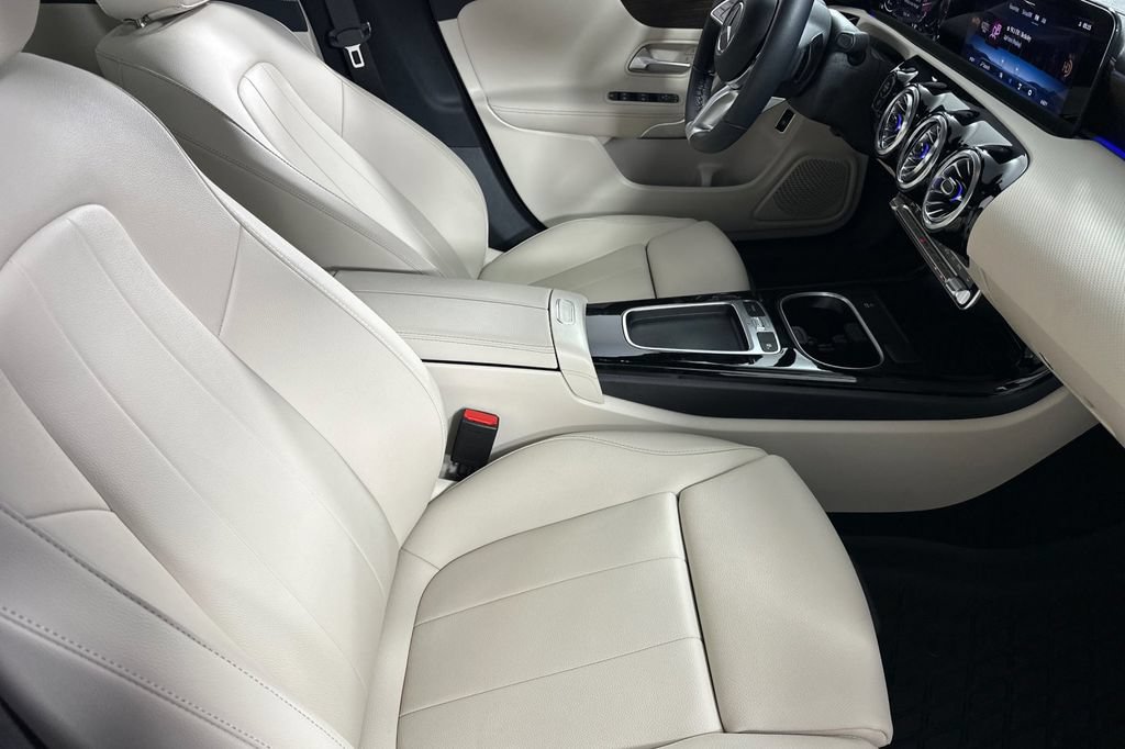 Certified 2026 Mercedes-Benz CLA 250 image 18