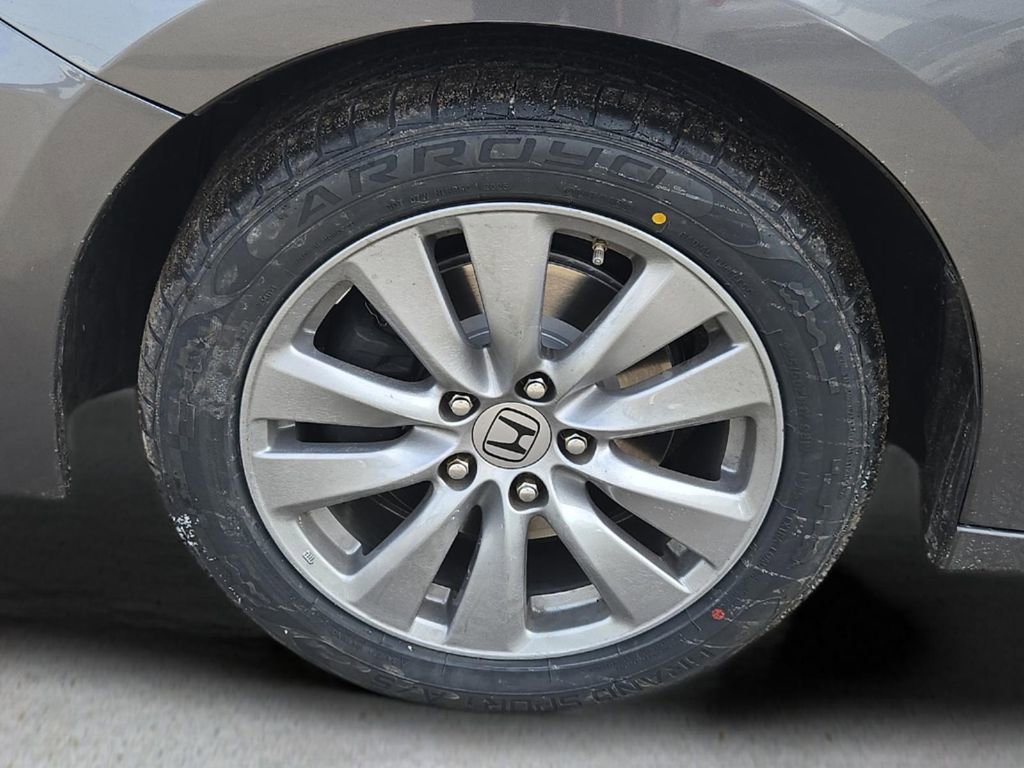 Used 2011 Honda Accord EX-L image 8