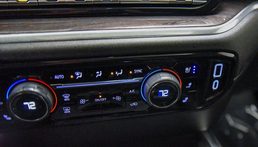 Used 2025 Chevrolet Silverado 2500 LTZ w/ Trail Boss Package image 26