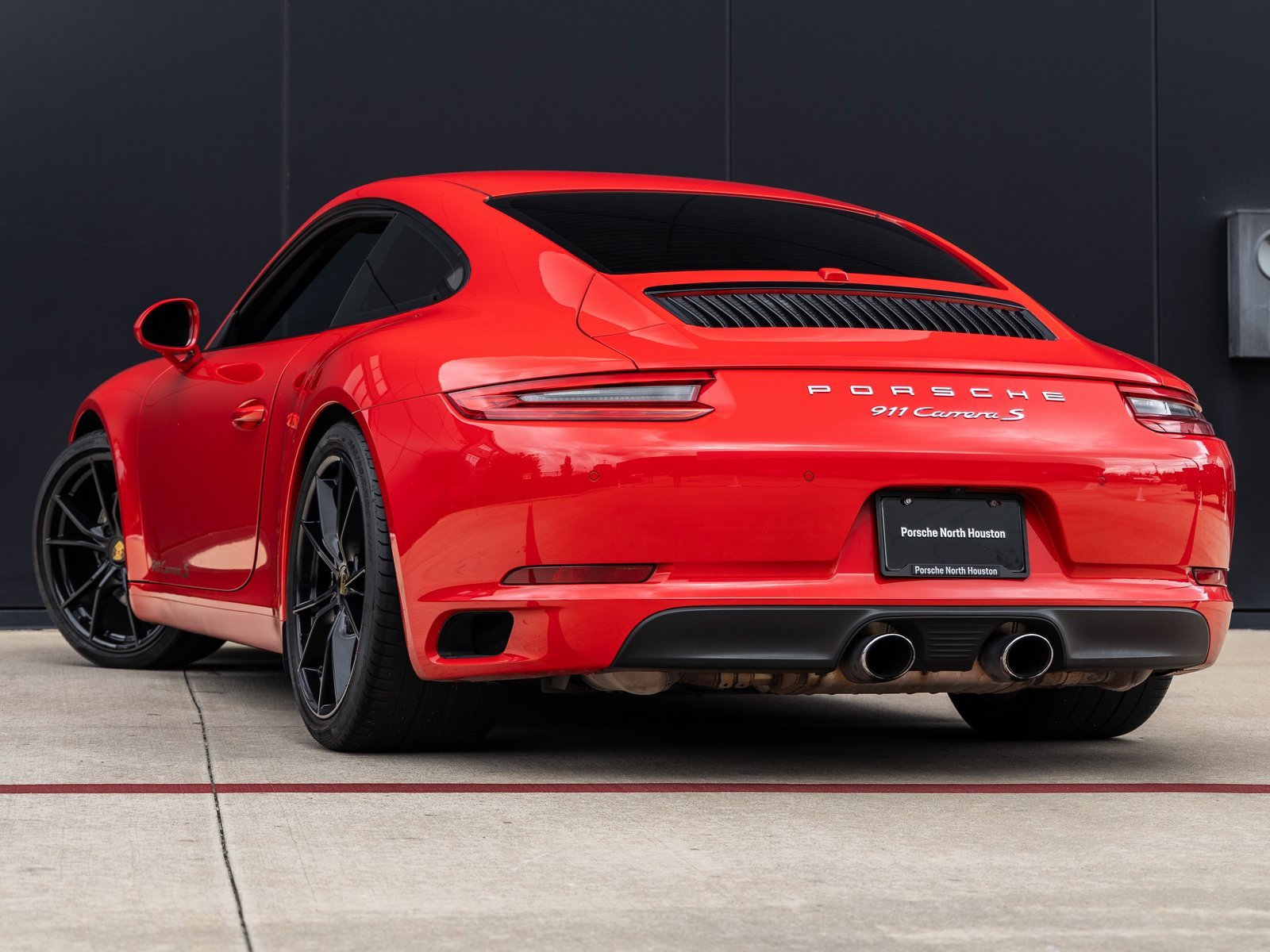 Used 2017 Porsche 911 Carrera S image 3