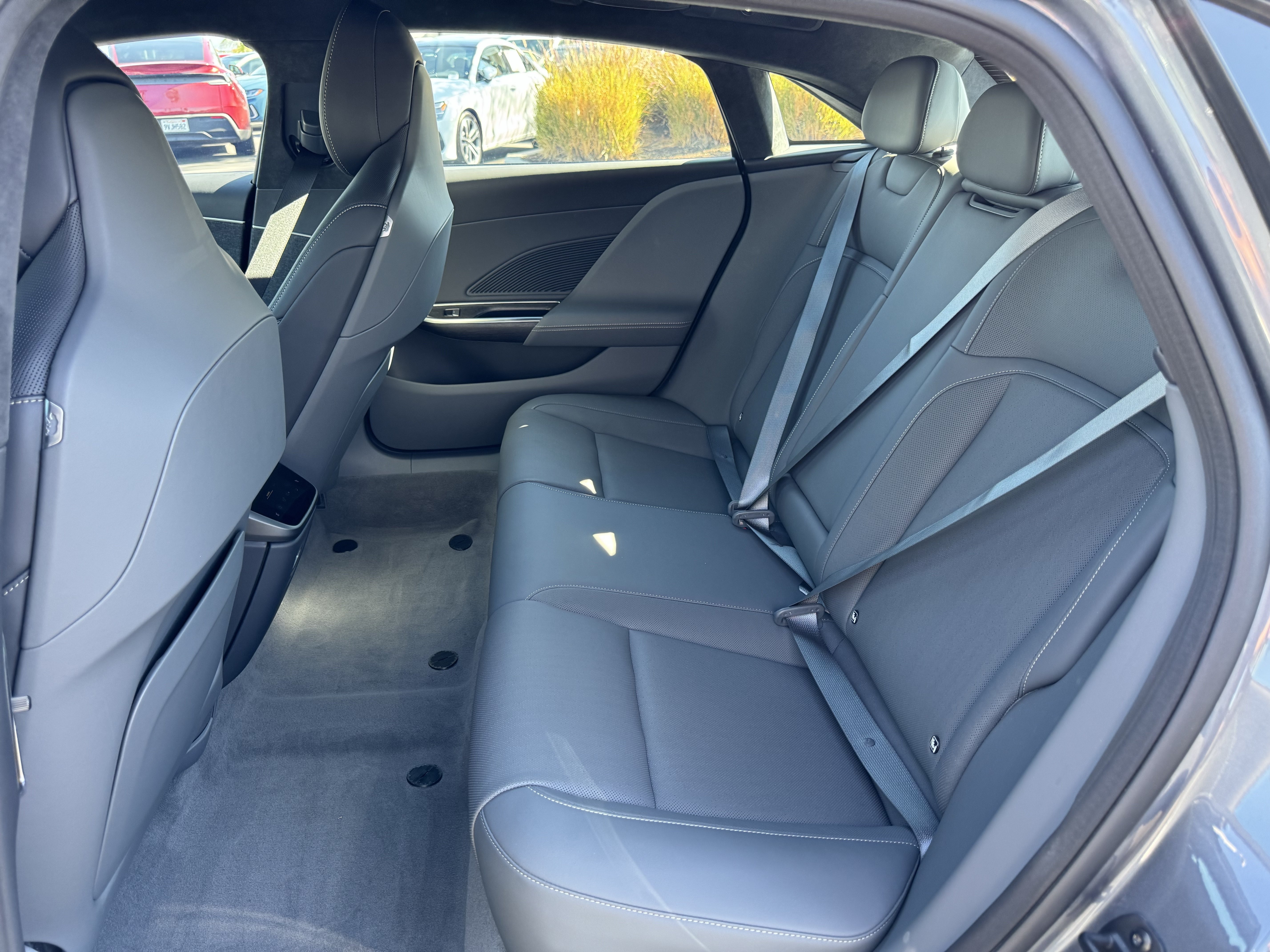 Used 2023 Lucid Air Pure AWD/4WD image 31
