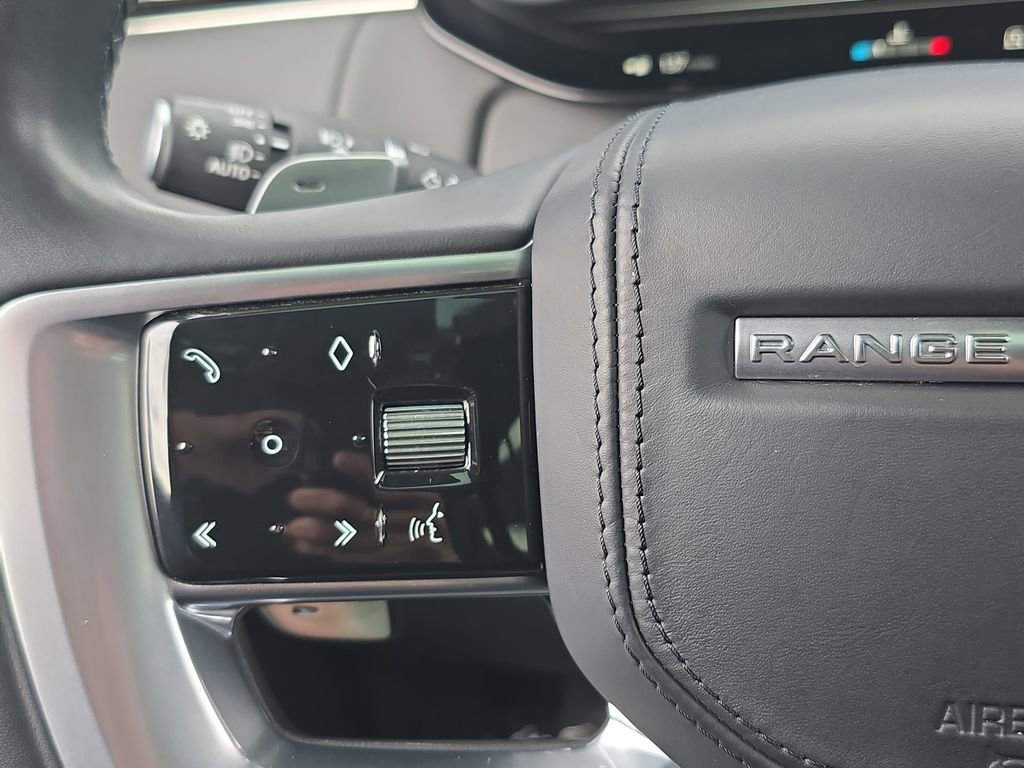 Certified 2023 Land Rover Range Rover SE image 18
