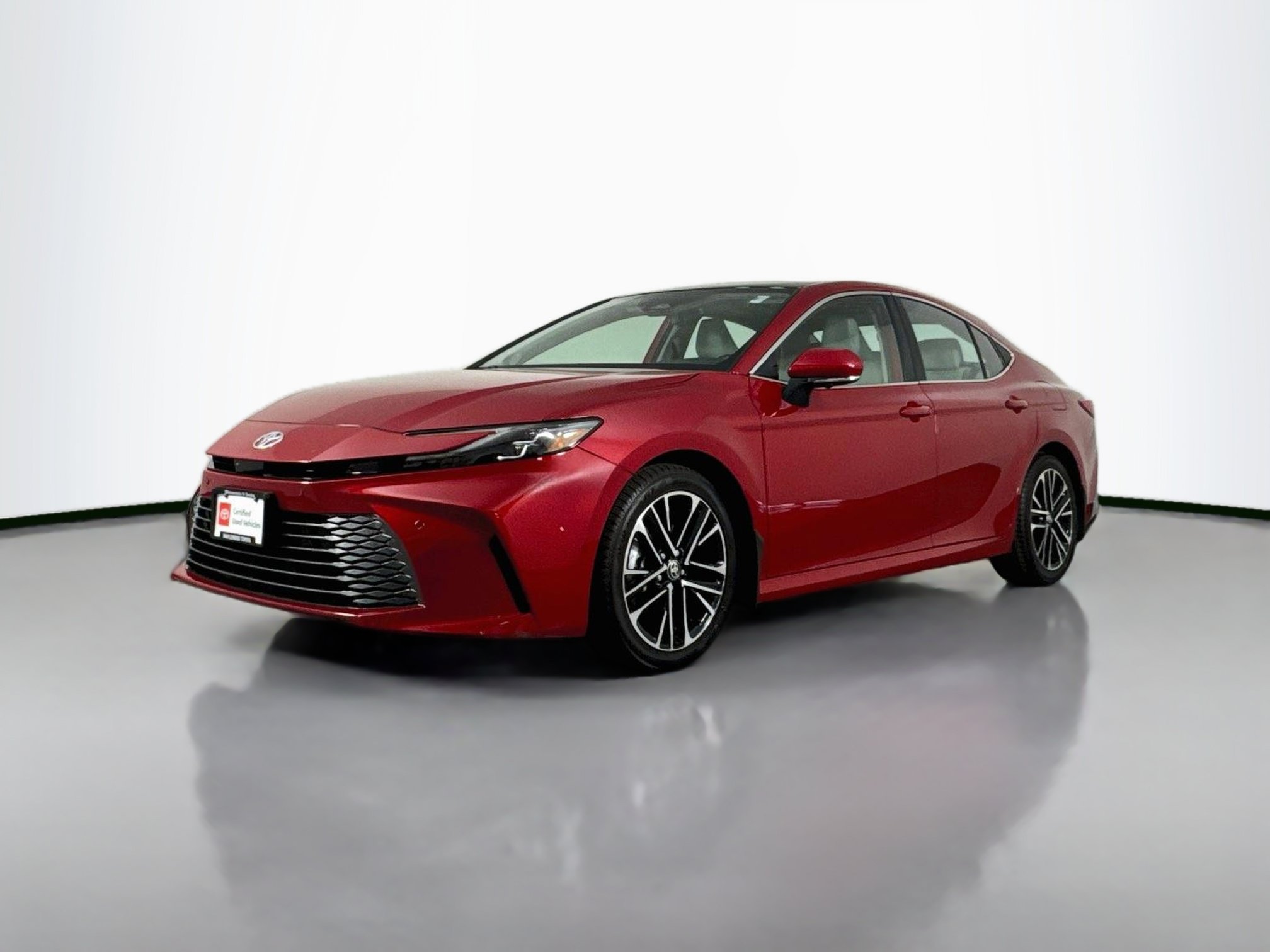 Certified 2025 Toyota Camry XLE w/ Premium Plus Package FWD image 3