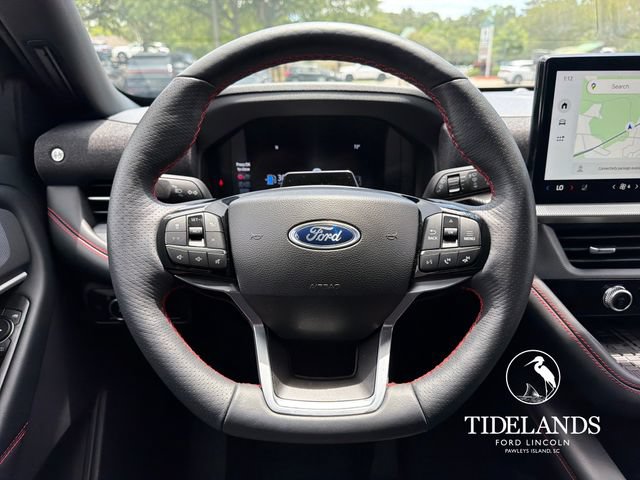 Certified 2025 Ford Explorer ST-Line w/ Premium Package AWD/4WD image 18