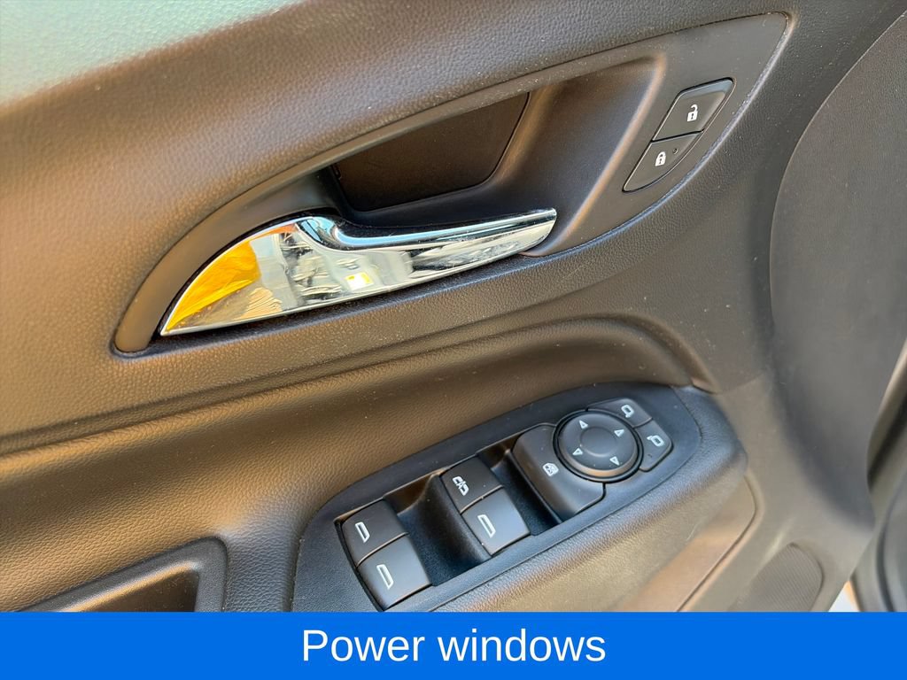Used 2018 Chevrolet Equinox LT FWD image 18