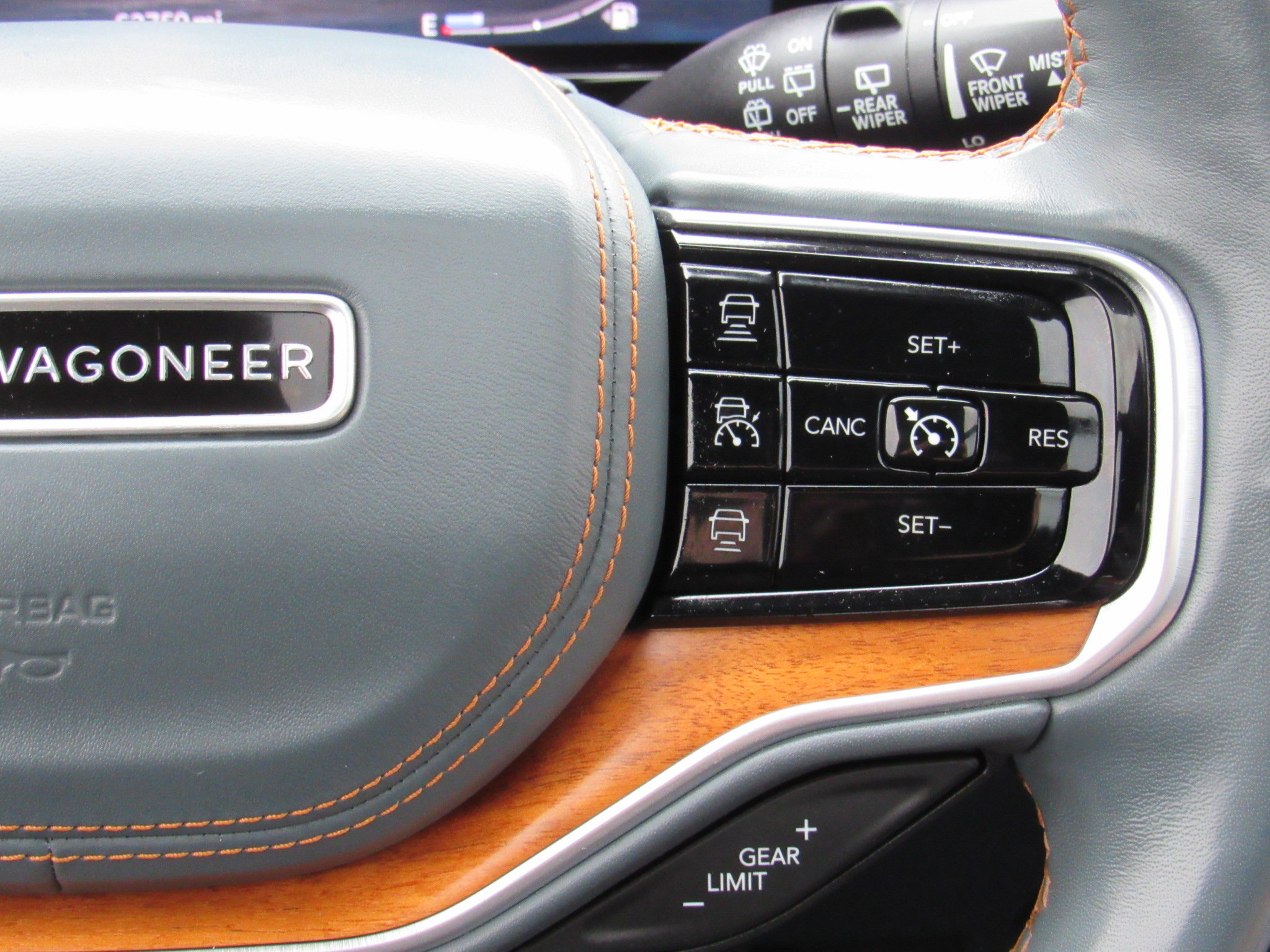 Used 2022 Jeep Grand Wagoneer Series II image 19