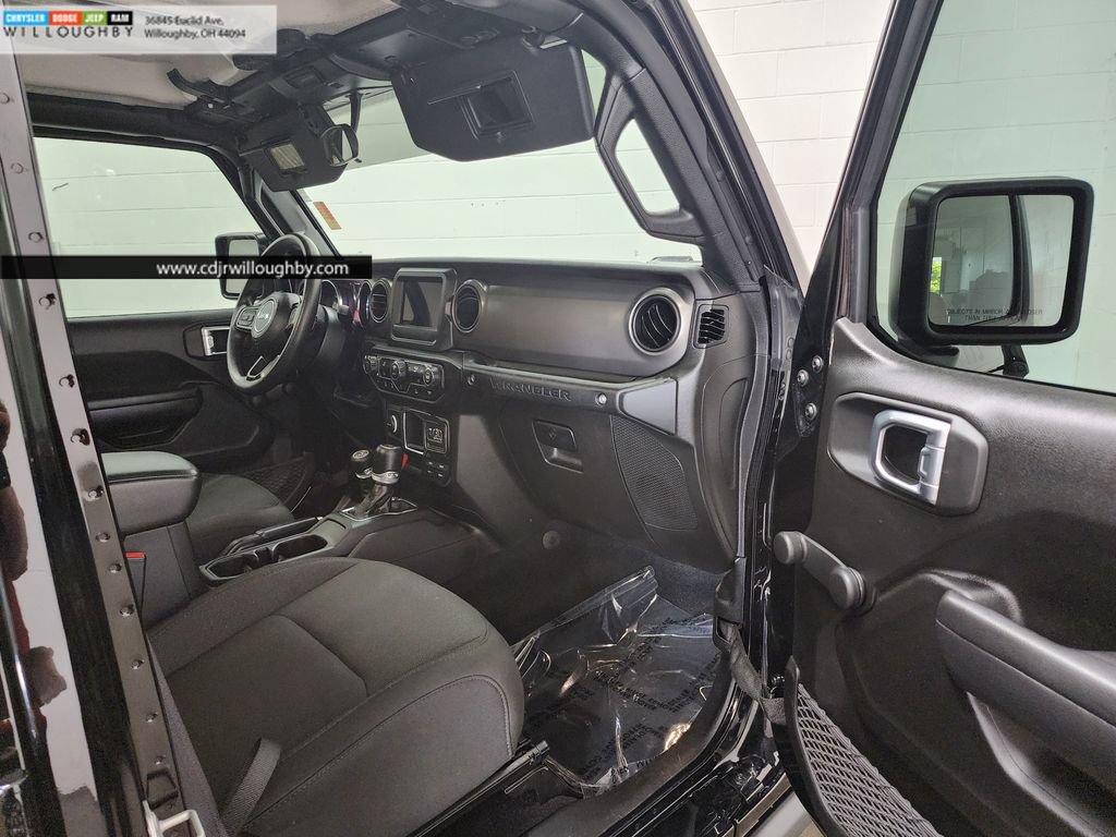 Used 2023 Jeep Wrangler Unlimited Sport AWD/4WD image 30