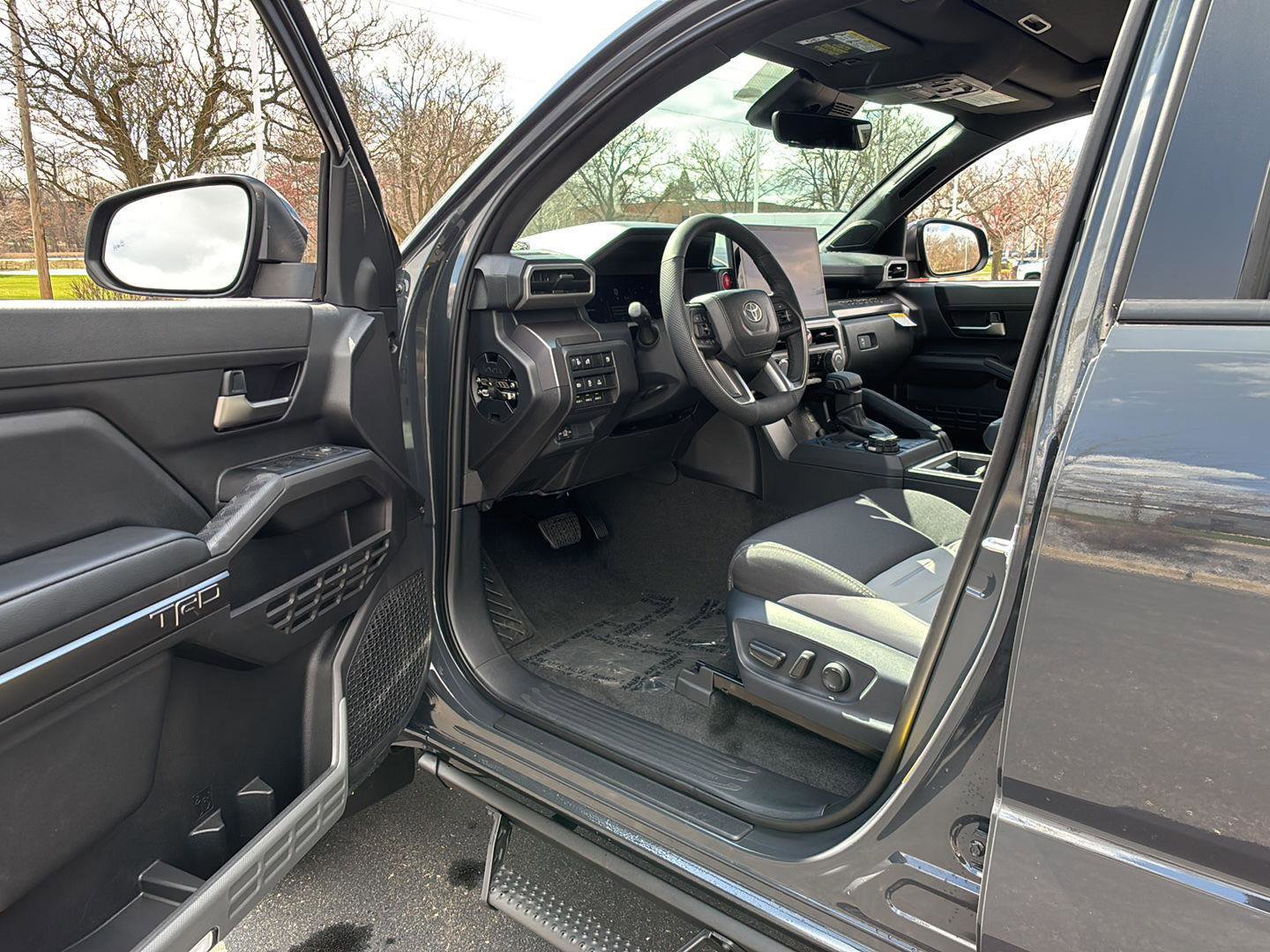 New 2026 Toyota Tacoma TRD Off-Road AWD/4WD image 2