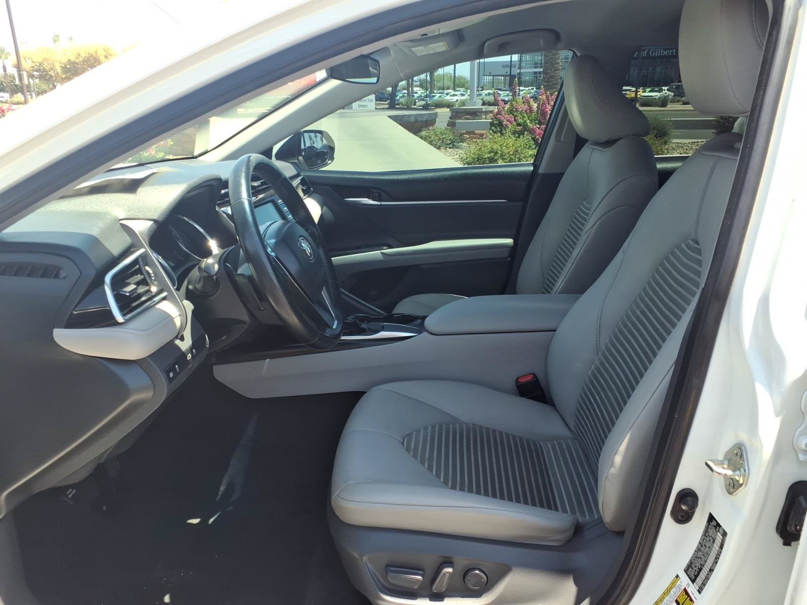 Used 2018 Toyota Camry SE FWD image 15