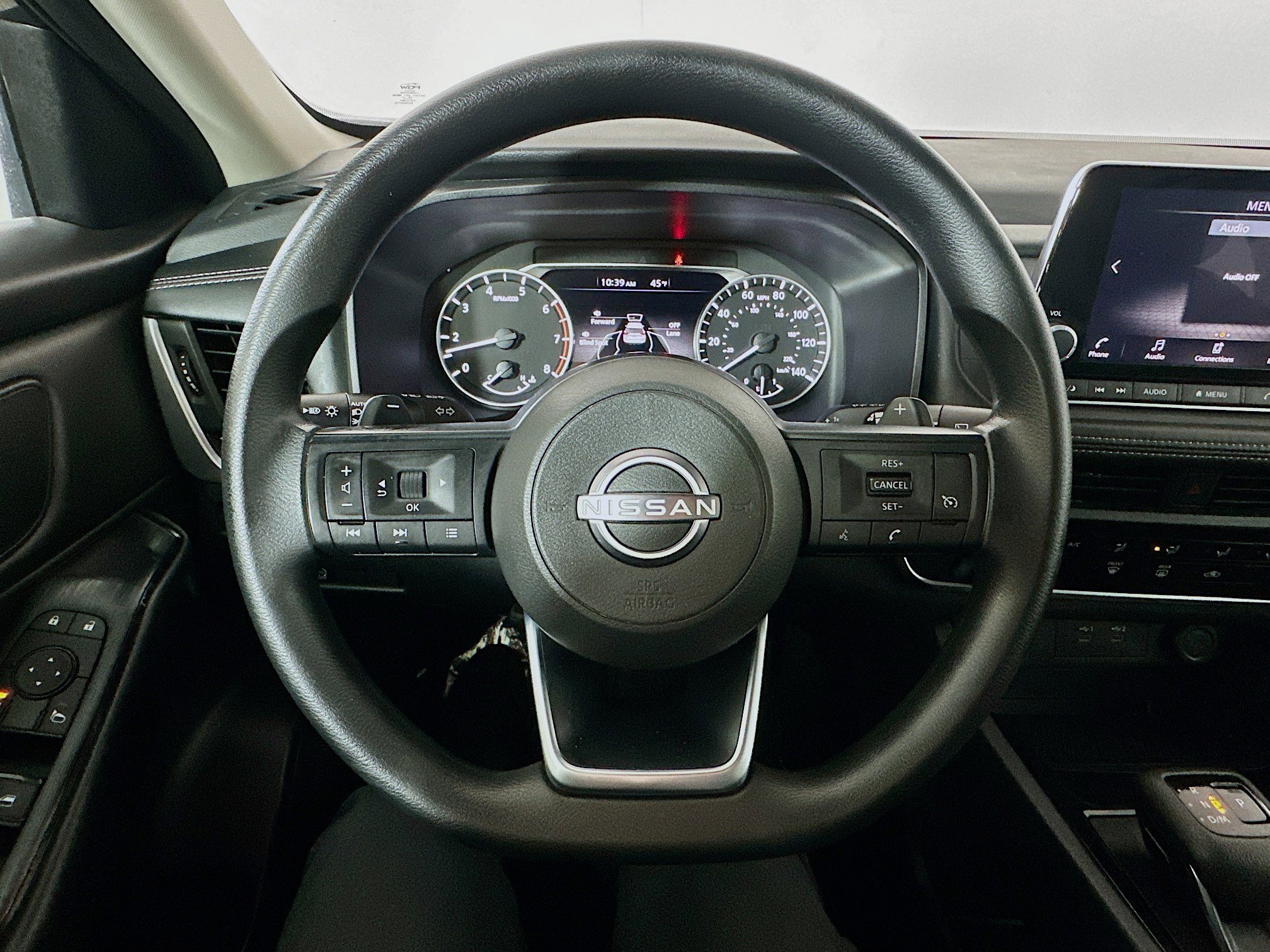 Used 2024 Nissan Rogue S AWD/4WD image 11