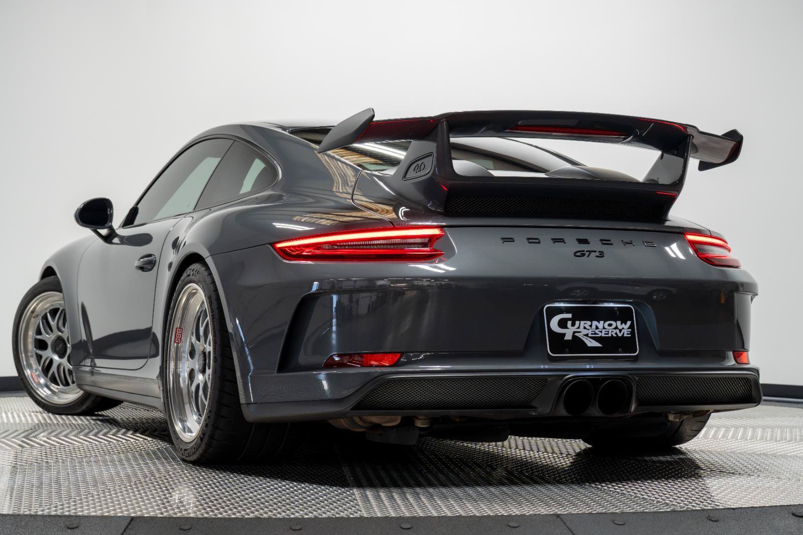 Used 2018 Porsche 911 GT3 RWD image 32