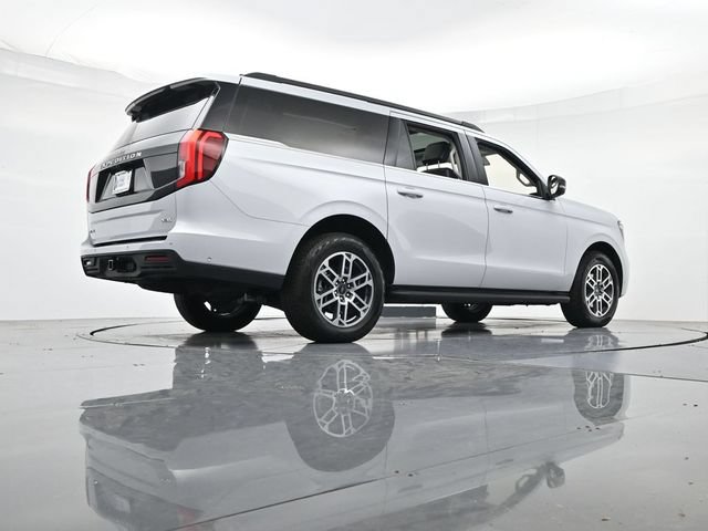 Certified 2025 Ford Expedition Max Active AWD/4WD image 38