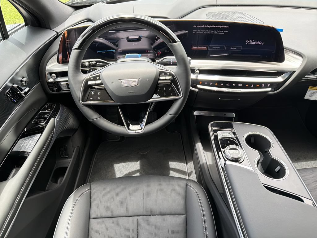 New 2026 Cadillac Lyriq Signature Sport AWD/4WD image 14