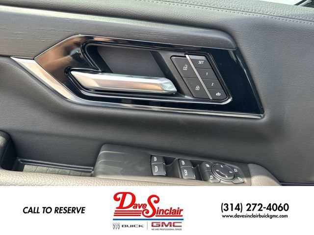 New 2026 GMC Yukon XL Denali AWD/4WD image 13