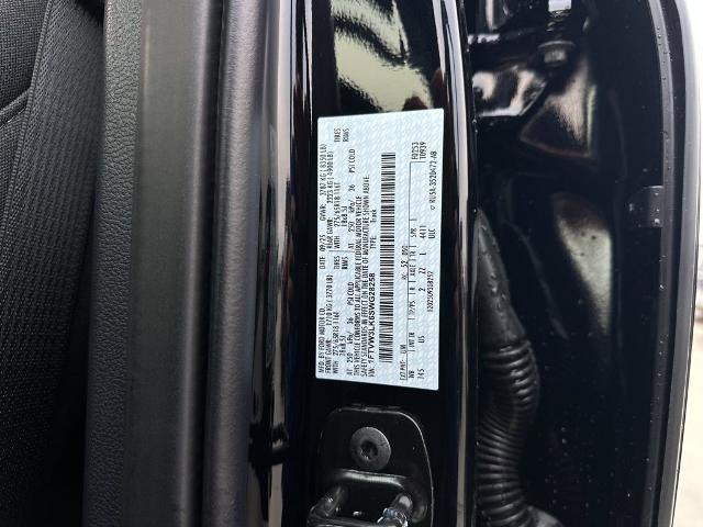 New 2025 Ford F150 Lightning XLT image 38