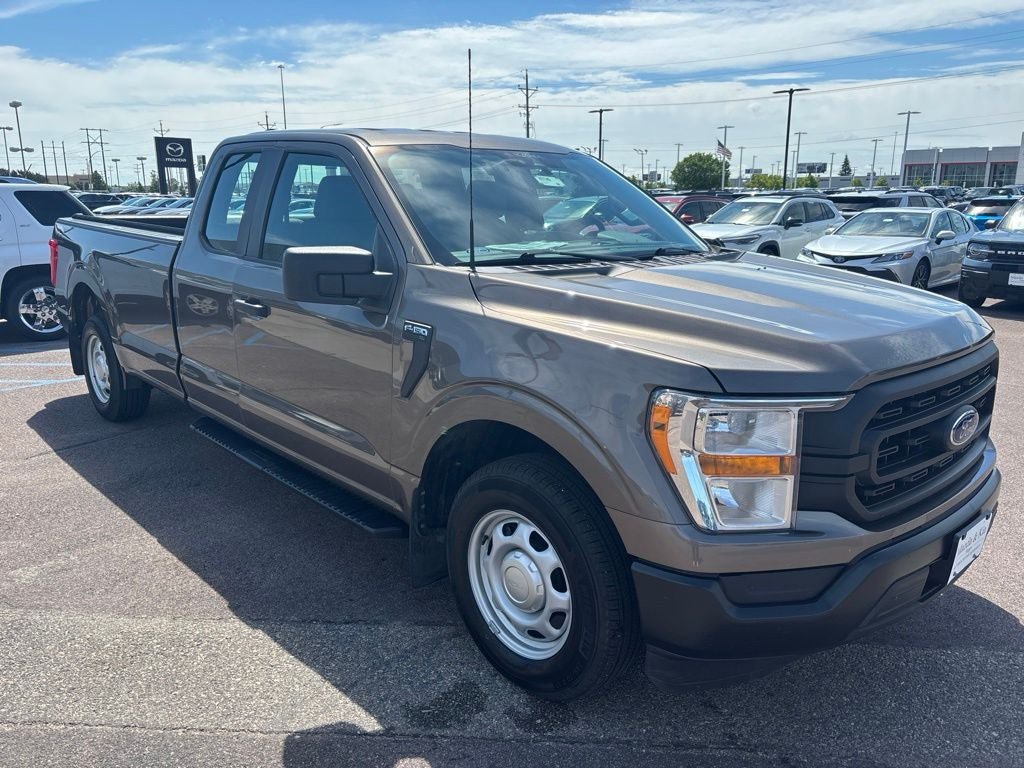 Used 2021 Ford F150 XL w/ Equipment Group 101A High RWD image 3