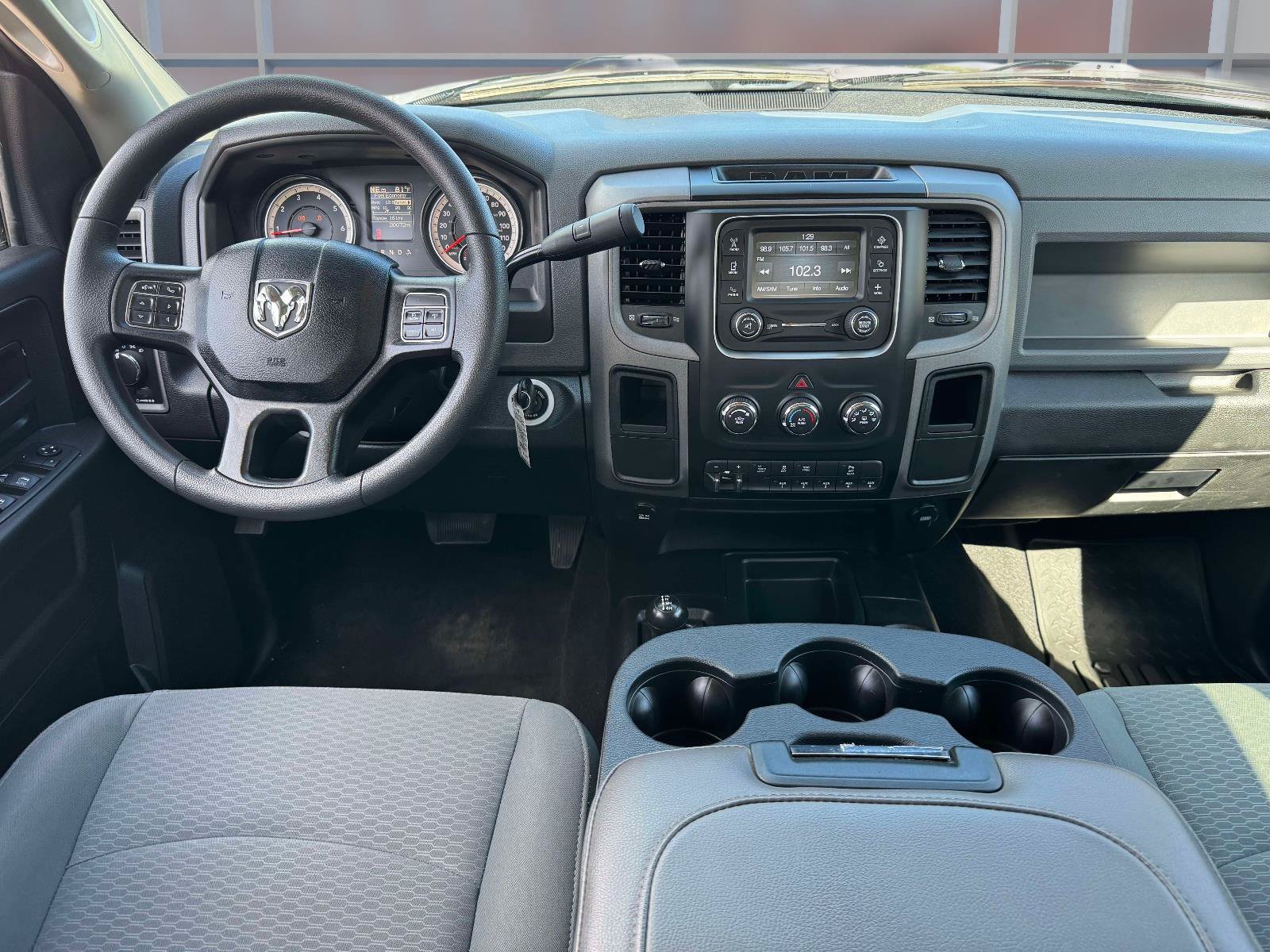 Used 2018 RAM 2500 Tradesman w/ Chrome Appearance Group AWD/4WD image 11