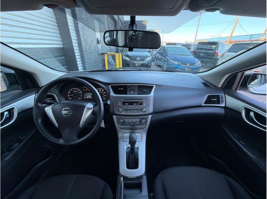 Used 2014 Nissan Sentra S image 13