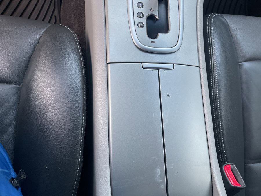 Used 2011 Subaru Tribeca Touring image 34