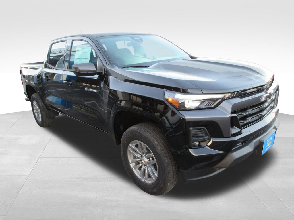 New 2026 Chevrolet Colorado LT w/ LT Convenience Package AWD/4WD image 8