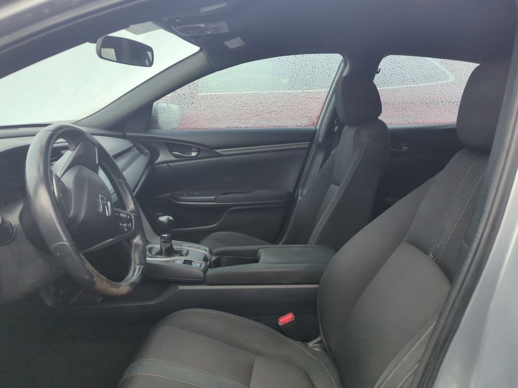 Used 2018 Honda Civic Sport image 6