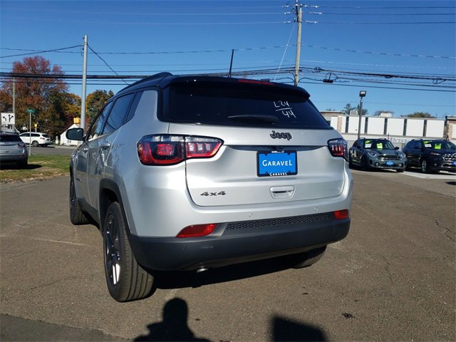 New 2026 Jeep Compass Limited w/ Sun, Sound & Navigation Group image 13