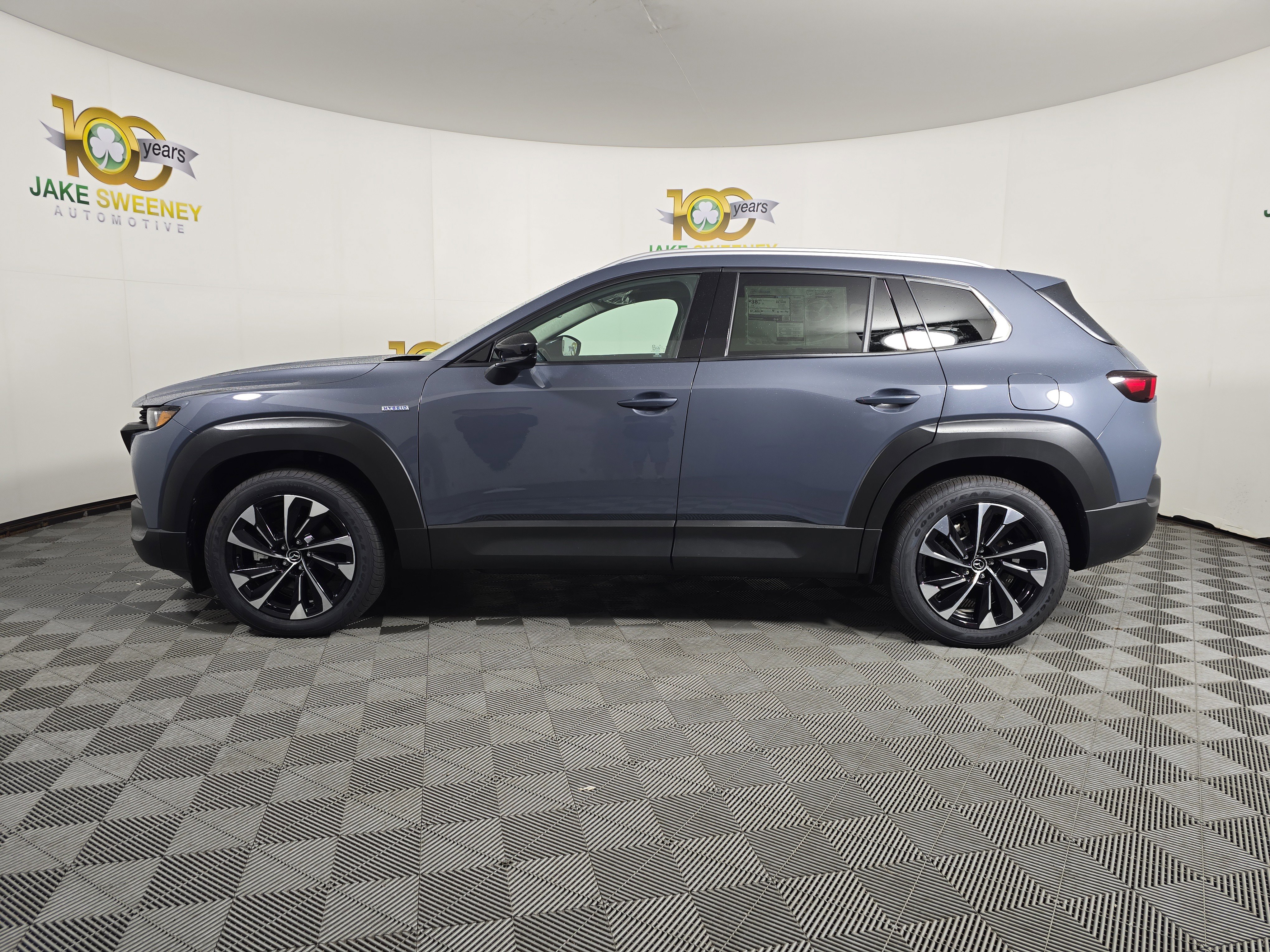 Certified 2025 MAZDA CX-50 2.5 Hybrid w/ Premium Plus Pkg image 5