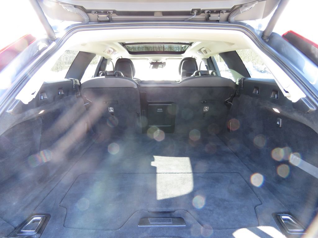 Used 2018 Volvo V90 T5 Cross Country w/ Convenience Package AWD/4WD image 17