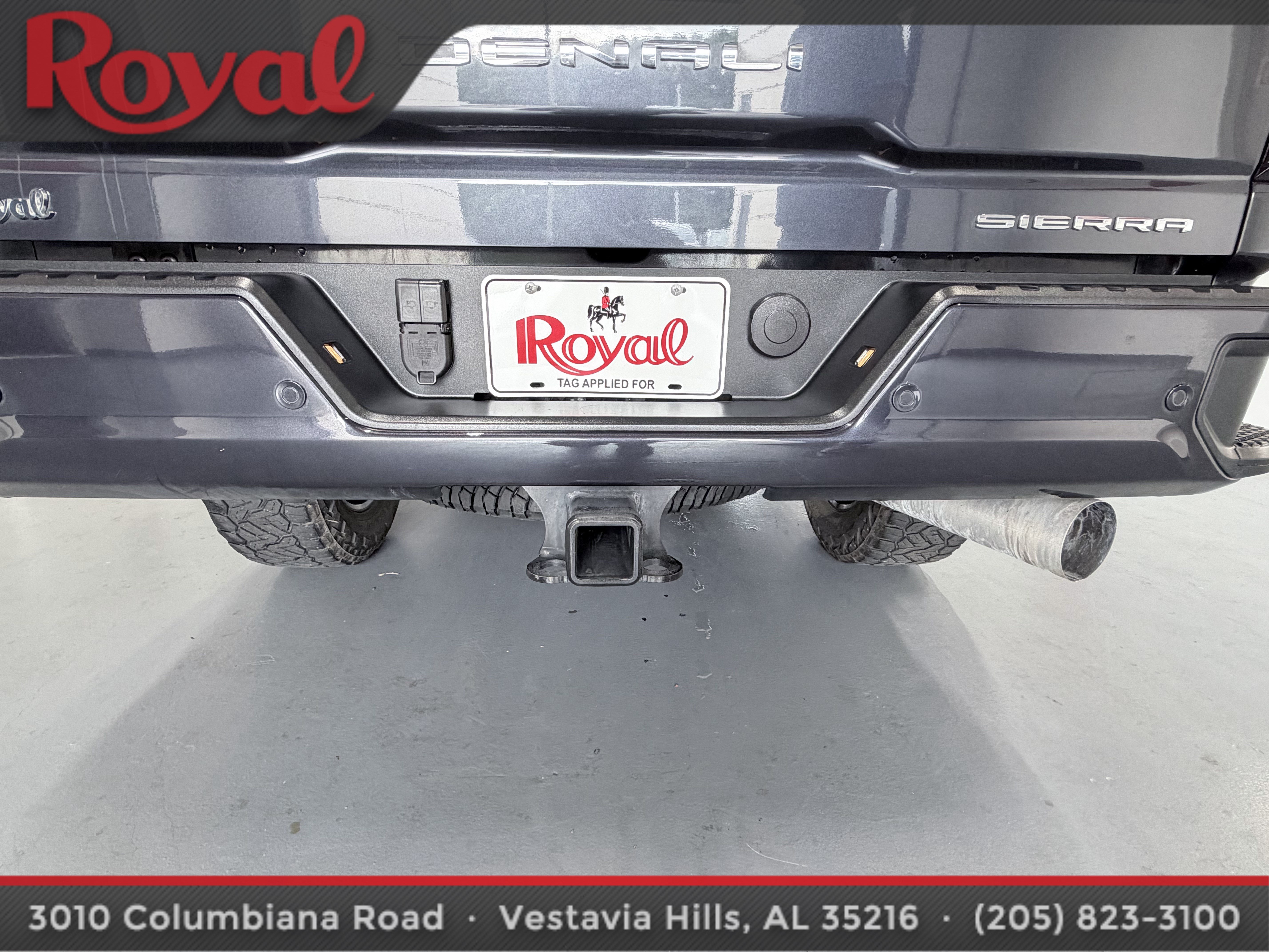 Used 2025 GMC Sierra 2500 Denali Ultimate w/ Max Trailering Package AWD/4WD image 9