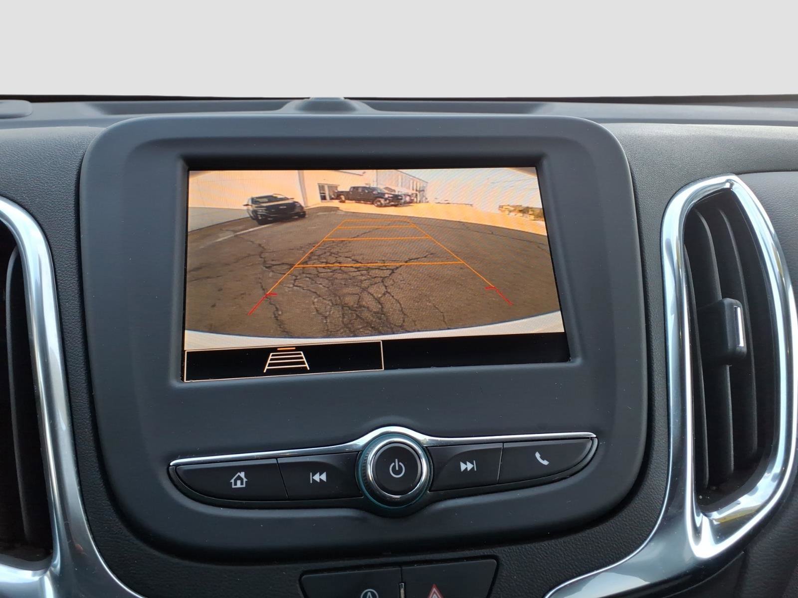 Used 2024 Chevrolet Equinox LT image 19