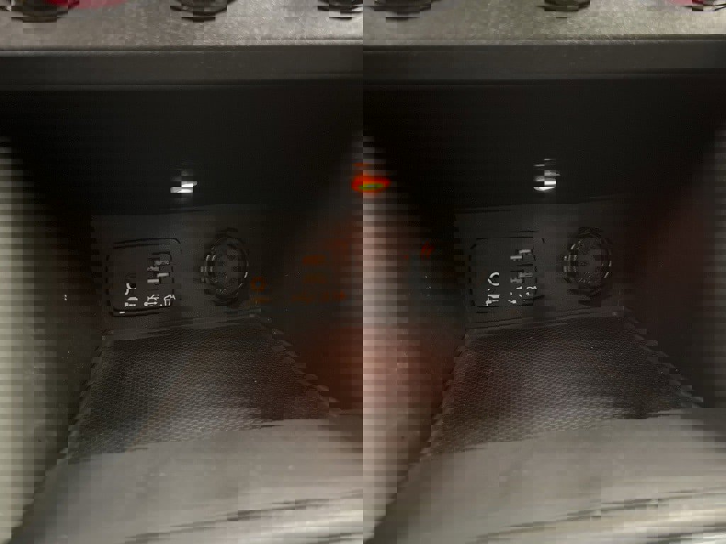 Used 2021 Subaru Crosstrek 2.5i Sport w/ Moonroof Package image 24