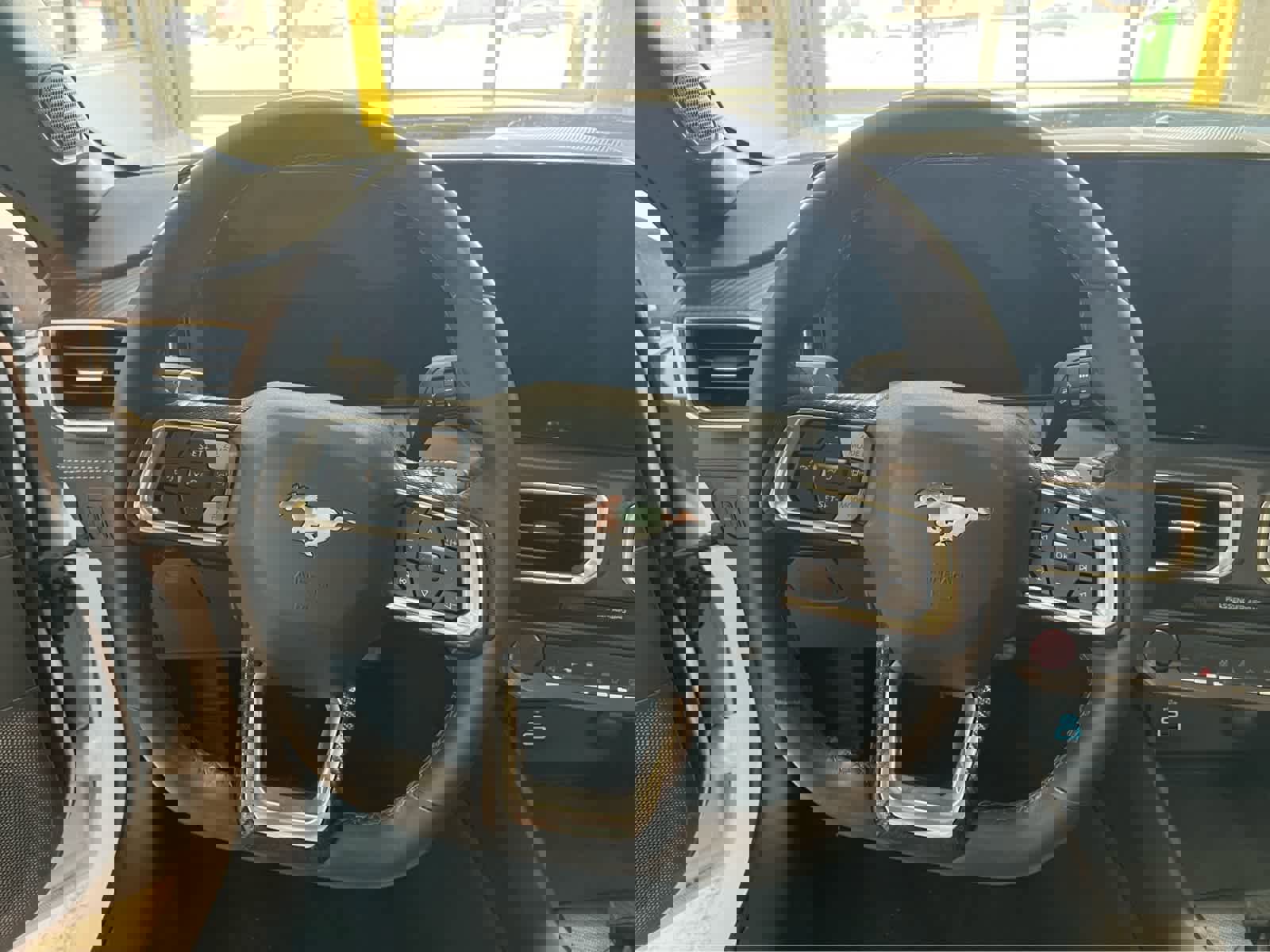 Used 2025 Ford Mustang GT Premium image 13