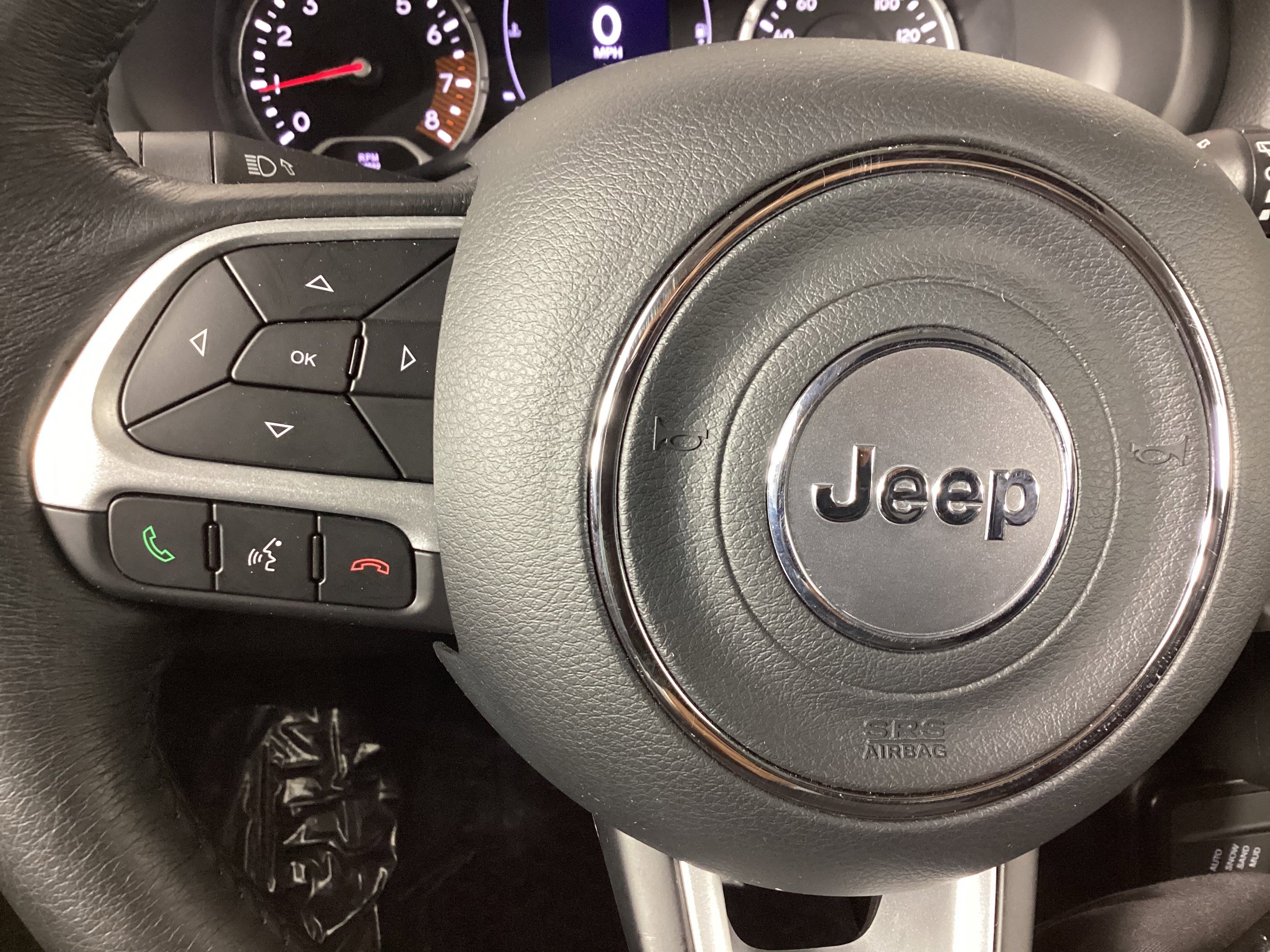 Used 2020 Jeep Renegade Latitude image 24