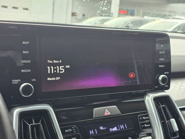 Certified 2023 Kia Sorento SX image 34