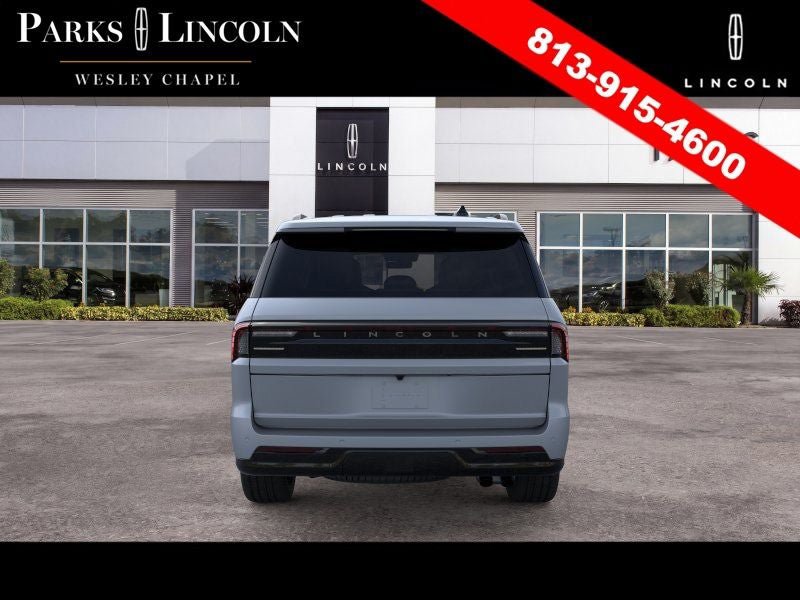 New 2026 Lincoln Navigator Reserve w/ Jet Appearance Package AWD/4WD image 5