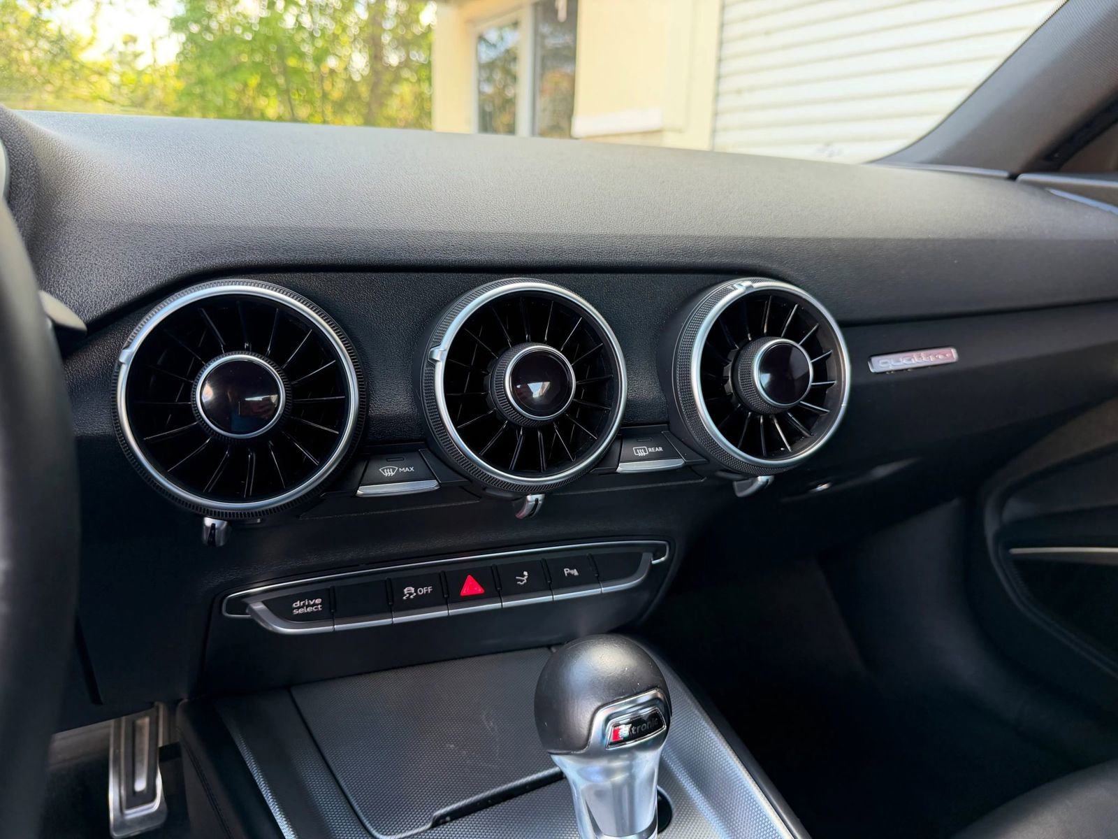 Used 2016 Audi TT 2.0T w/ Technology Package AWD/4WD image 28