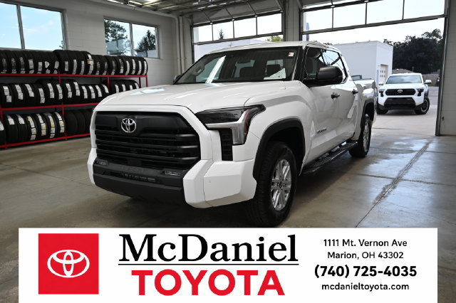 Used 2023 Toyota Tundra SR5 w/ SR5 Convenience Package AWD/4WD image 1