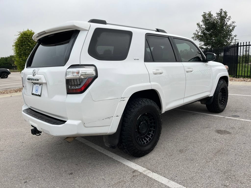 Used 2021 Toyota 4Runner SR5 RWD image 4