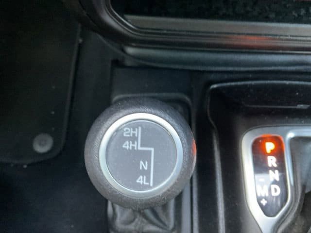 Used 2020 Jeep Wrangler Unlimited Sport S AWD/4WD image 27