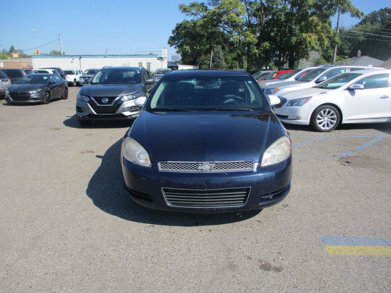 Used 2012 Chevrolet Impala LT w/ LT Sunroof Package FWD image 2