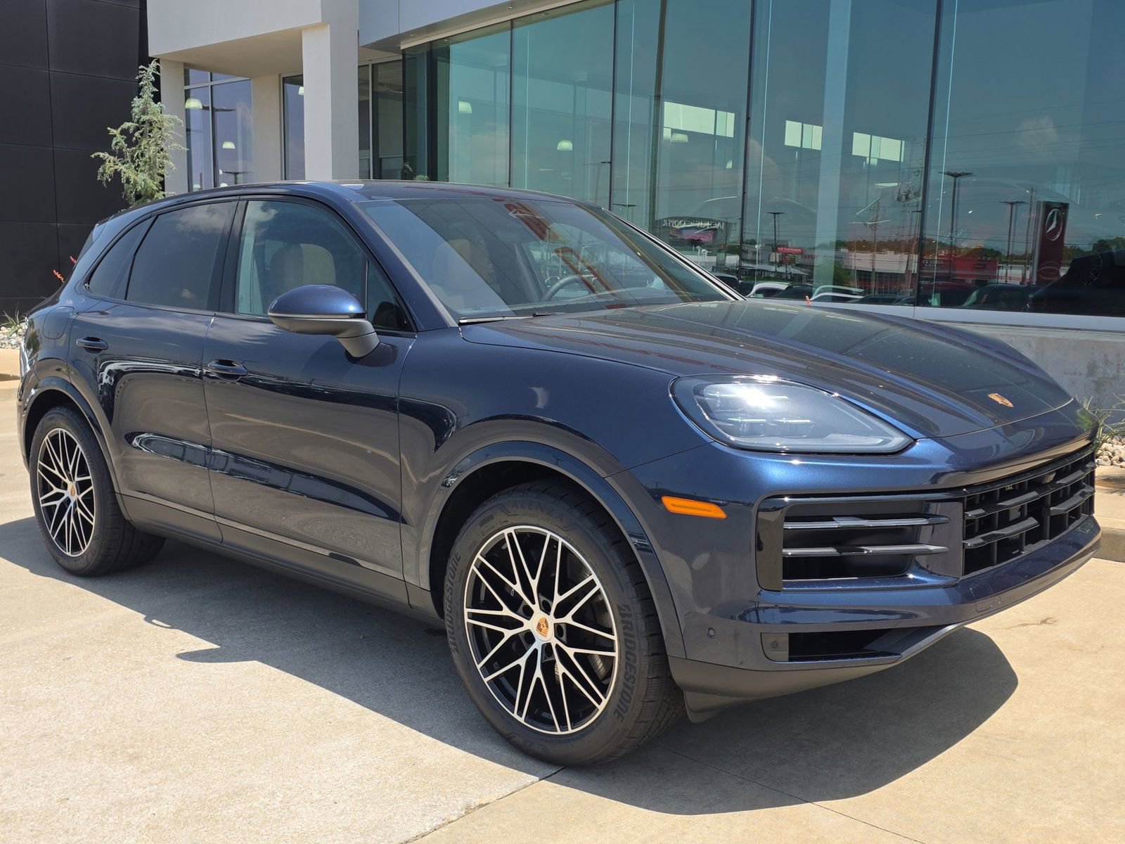 New 2026 Porsche Cayenne AWD/4WD image 9