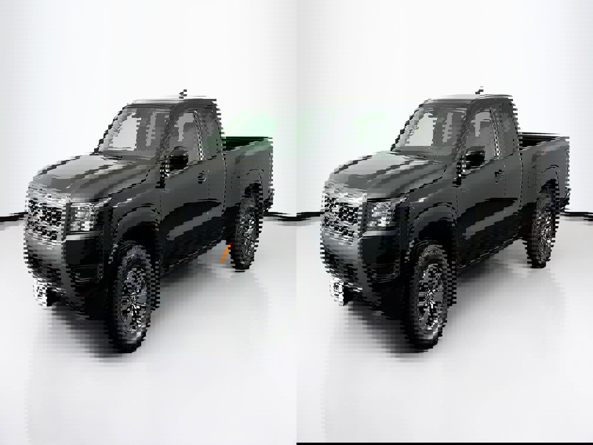 Used 2025 Nissan Frontier SV image 6