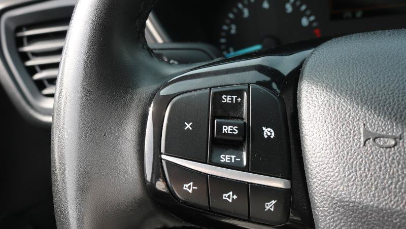 Used 2022 Ford Escape SE w/ Cold Weather Package AWD/4WD image 11