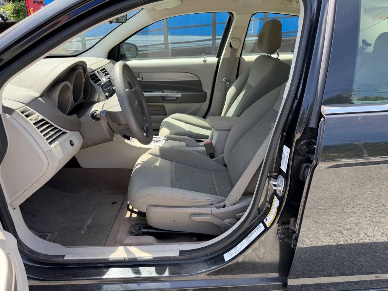Used 2010 Chrysler Sebring Touring FWD image 10