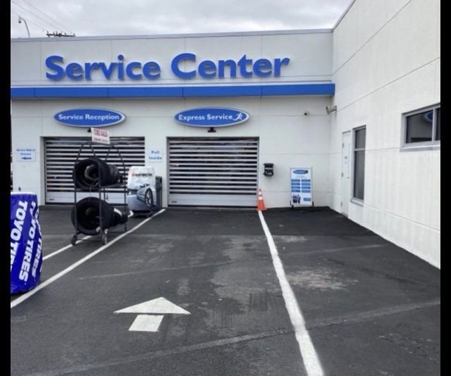 Used 2024 Volkswagen Atlas Cross Sport SE image 28