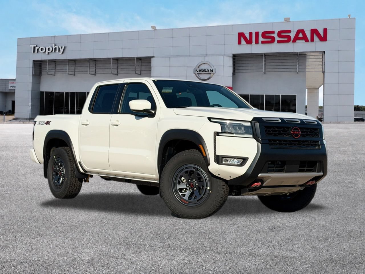 New 2026 Nissan Frontier PRO-4X w/ Tow Package