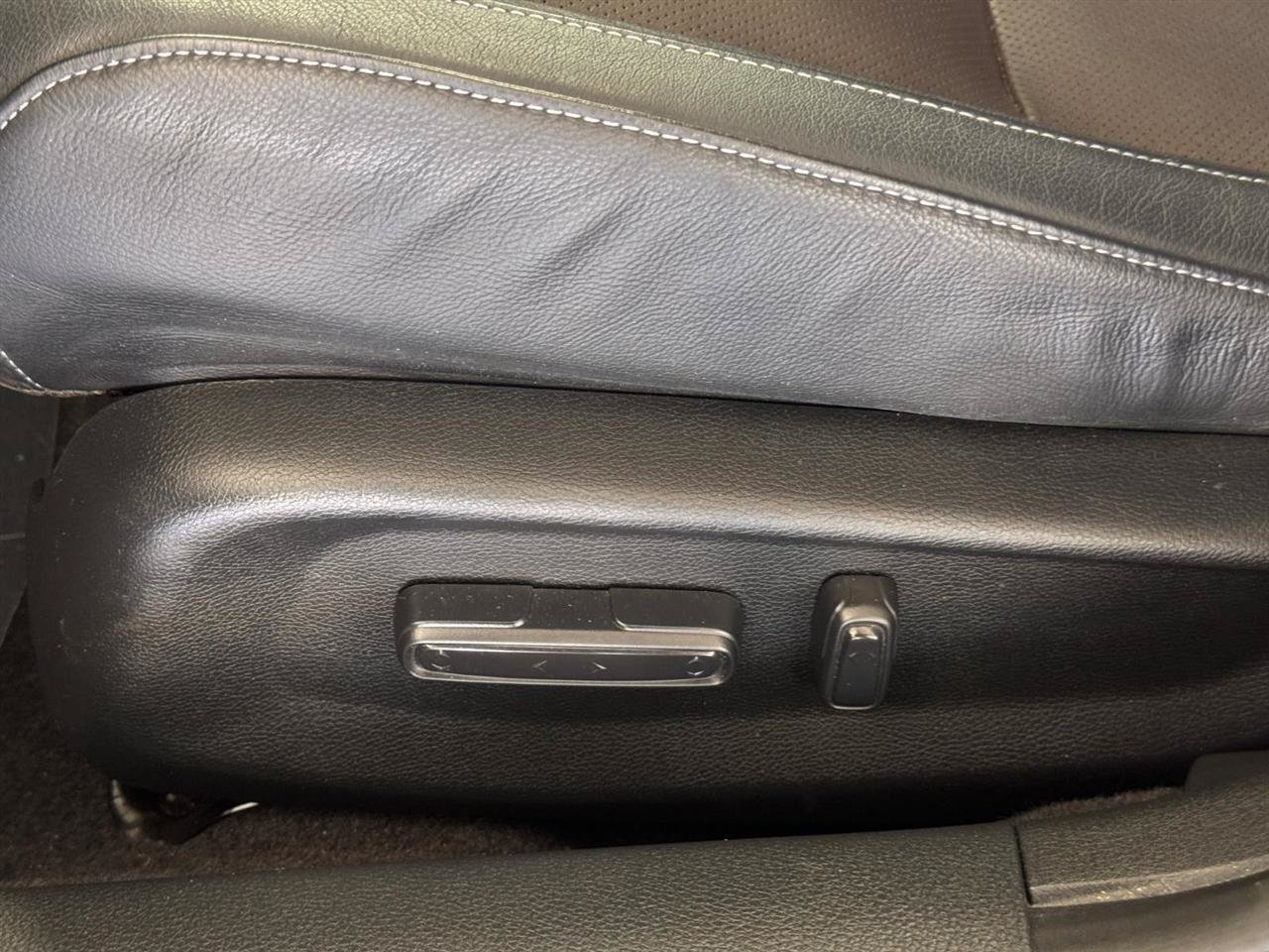 Used 2019 Honda Insight Touring image 15