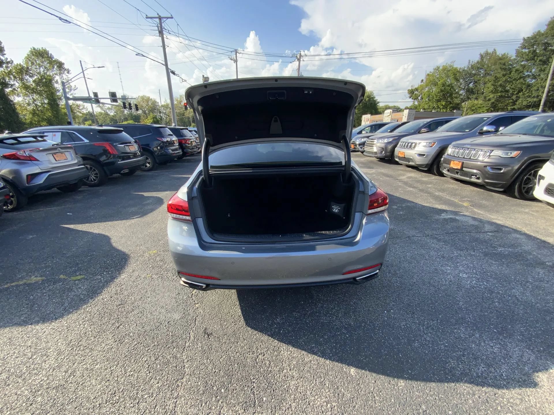 Used 2015 Hyundai Genesis 3.8 w/ Option Group 04 AWD/4WD image 21