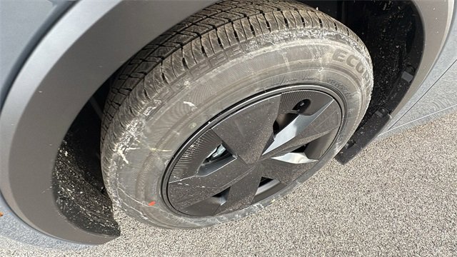 New 2026 Toyota Prius Plug-In Hybrid image 9