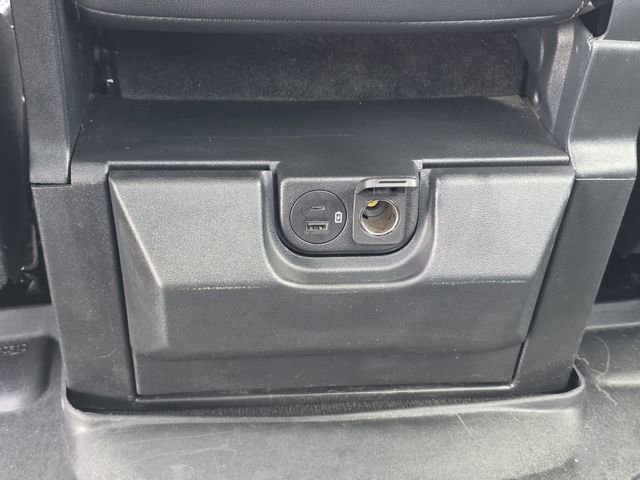 Used 2021 Ford F150 Lariat w/ Trailer Tow Package image 18